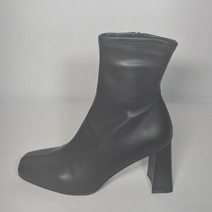 NEW Steve Madden Womens Harli Ankle Boot sz 6.5 black